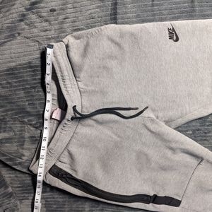 Nike joggers/sweatpants
